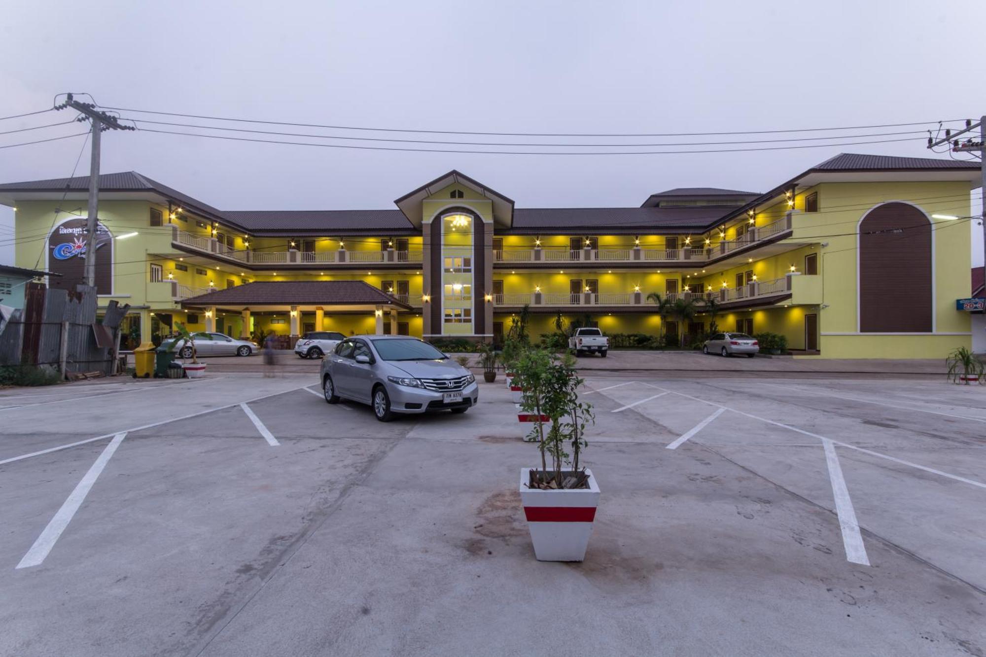 The Muk Lagoon Hotel Mukdahan Exterior foto