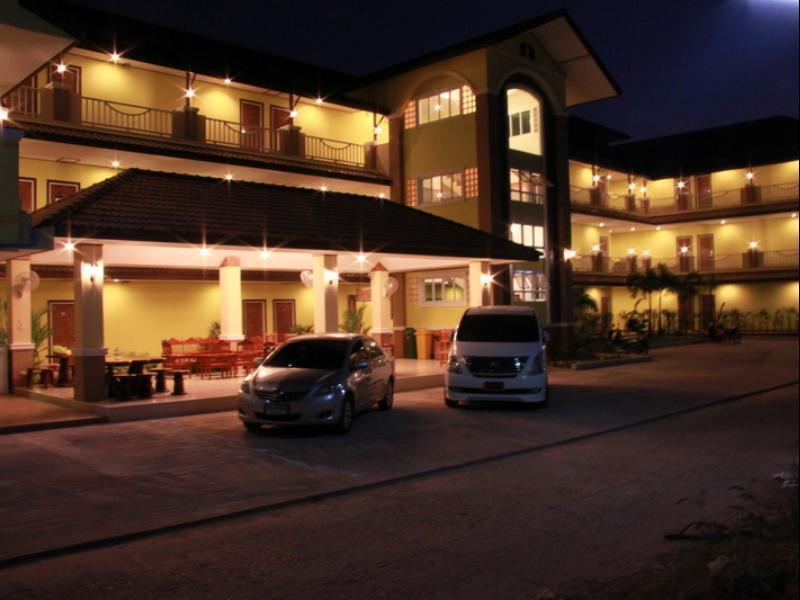 The Muk Lagoon Hotel Mukdahan Exterior foto